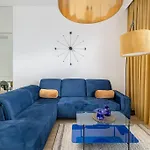 1-Bedroom Luxury Apartment Near Metro
